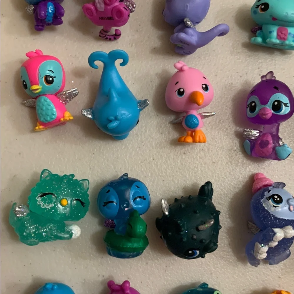HATCHIMALS CollEGGtibles Huge Lot 26 Animal Figures Whale,Penguin,Cat,Horse Etc